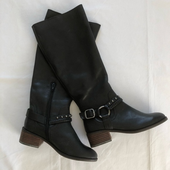 Lucky Brand Shoes - NWOT Lucky Brand Women's KARESI Equestrian Boot Size 5.5 M boots